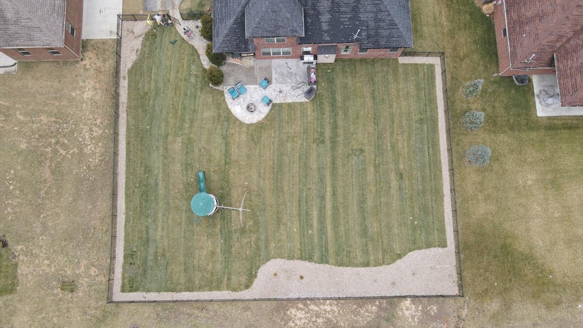 Images Lamb's Lawn Service & Landscaping LLC