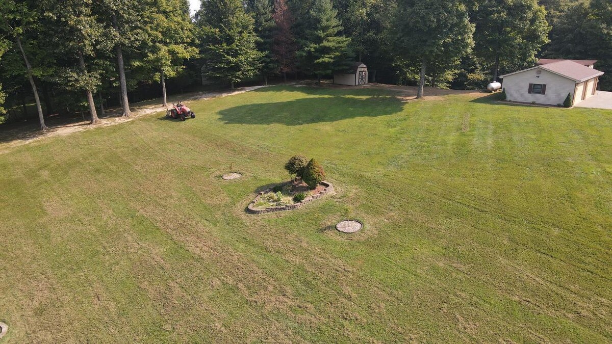 Images Lamb's Lawn Service & Landscaping LLC