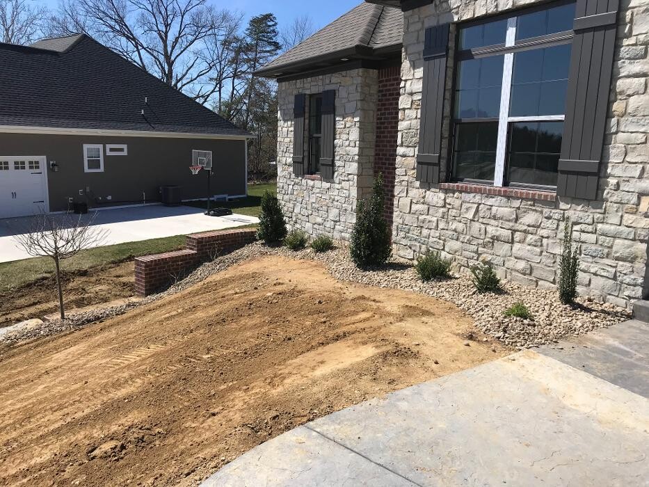 Images Lamb's Lawn Service & Landscaping LLC