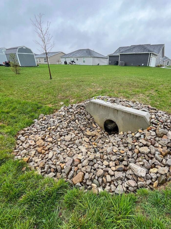 Images Lamb's Lawn Service & Landscaping LLC