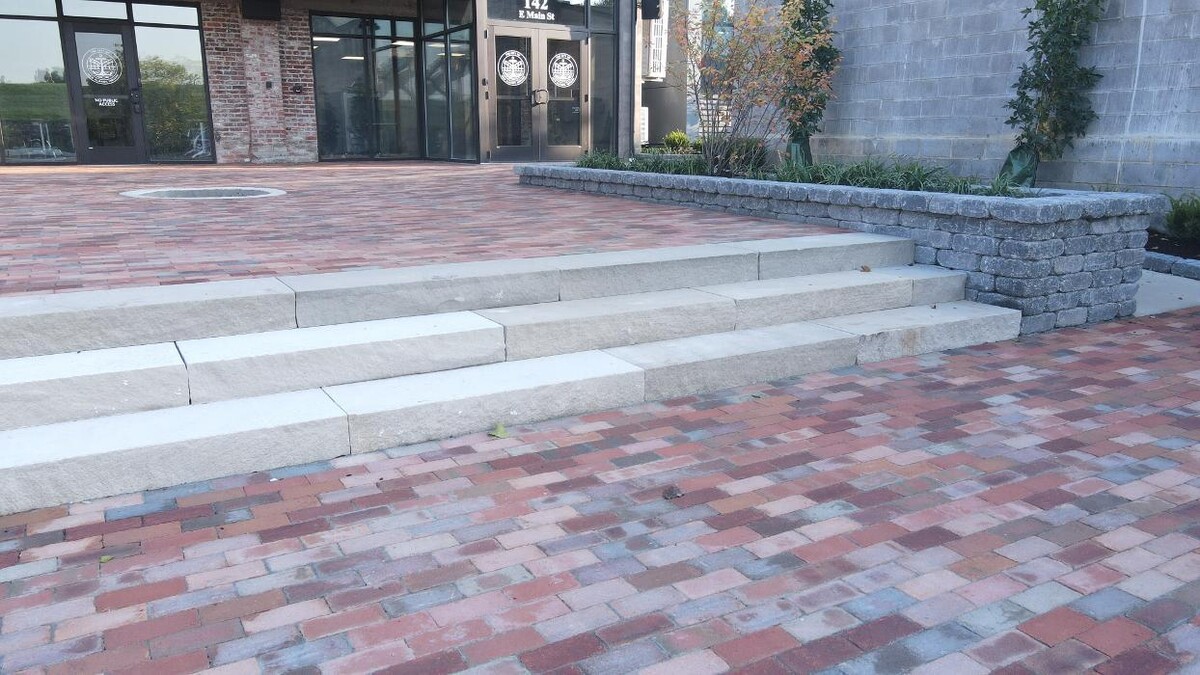 Images Lamb's Lawn Service & Landscaping LLC