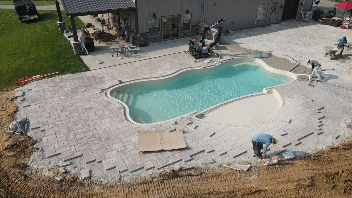 Images Lamb's Lawn Service & Landscaping LLC