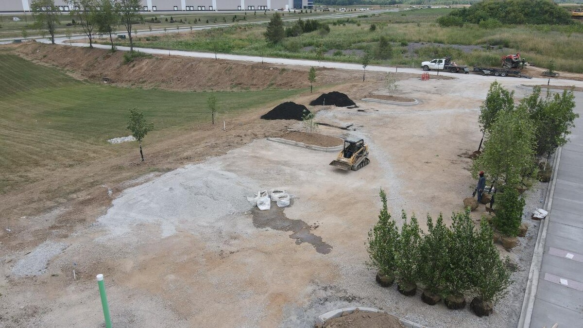 Images Lamb's Lawn Service & Landscaping LLC