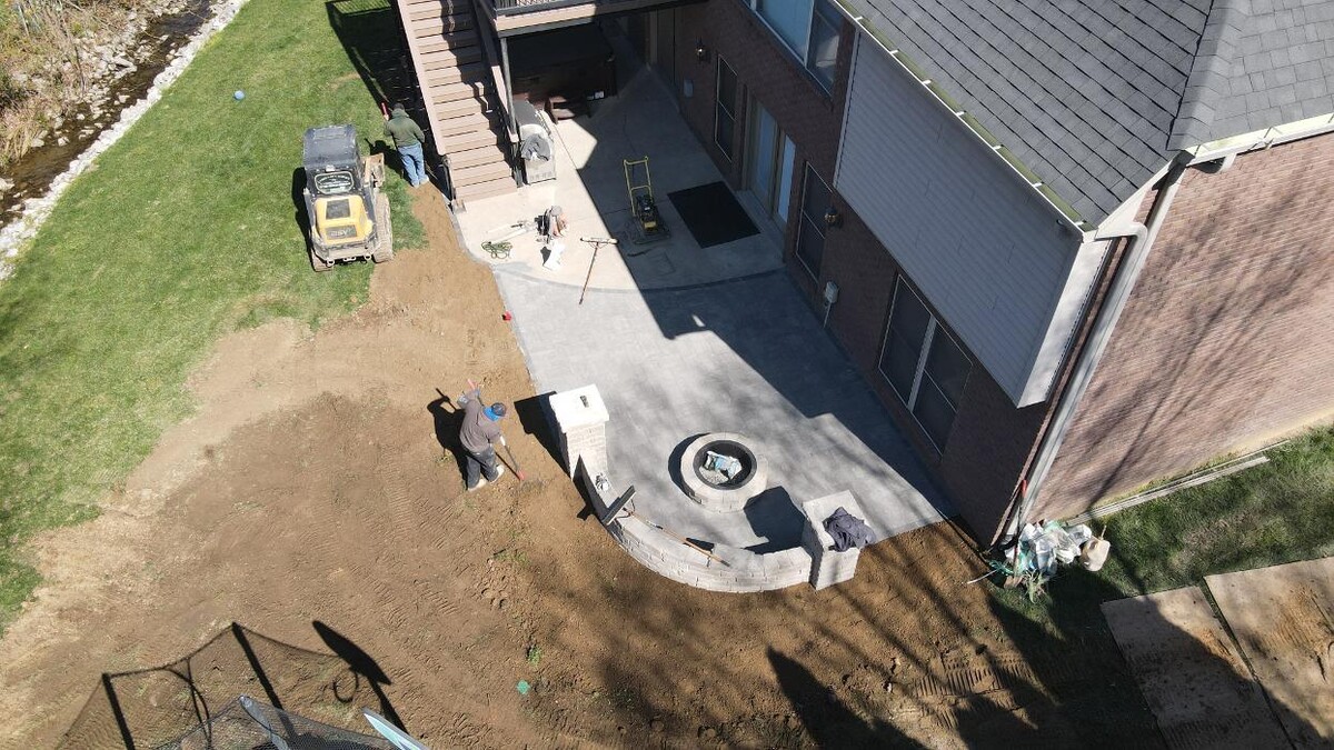 Images Lamb's Lawn Service & Landscaping LLC