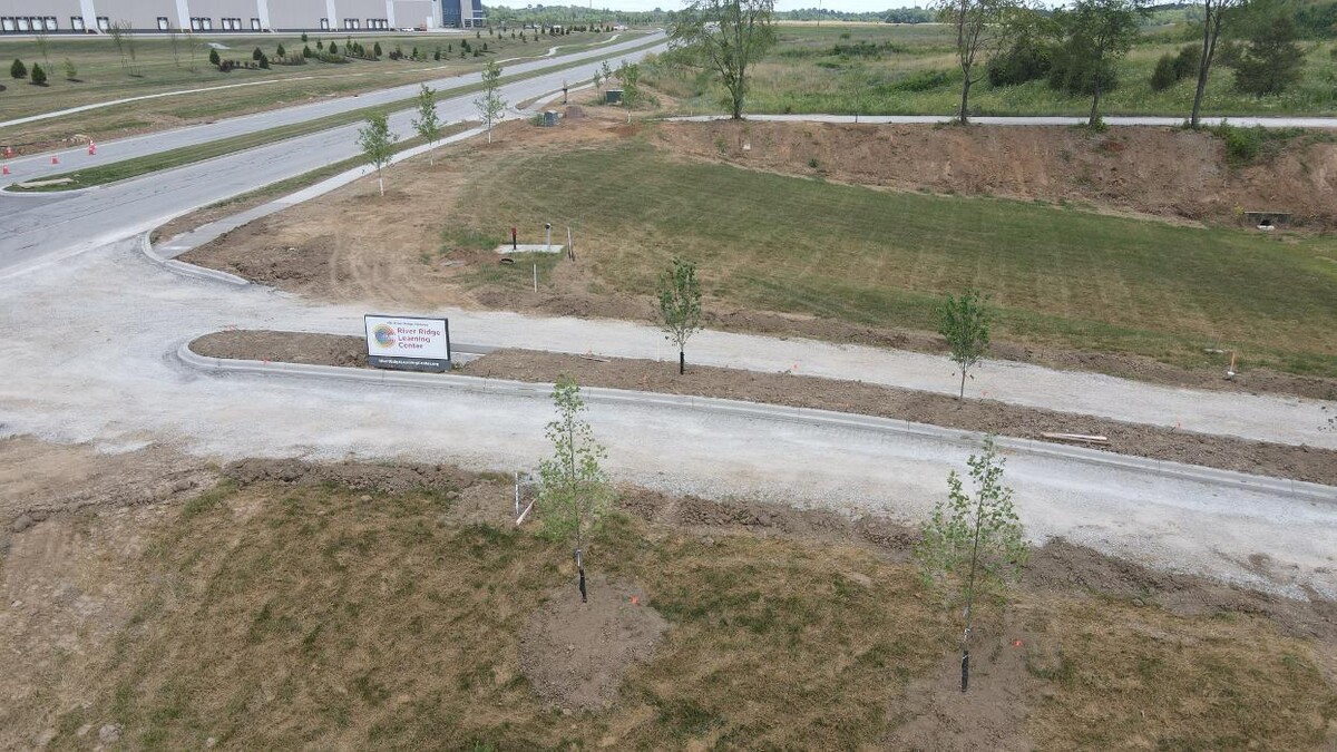 Images Lamb's Lawn Service & Landscaping LLC