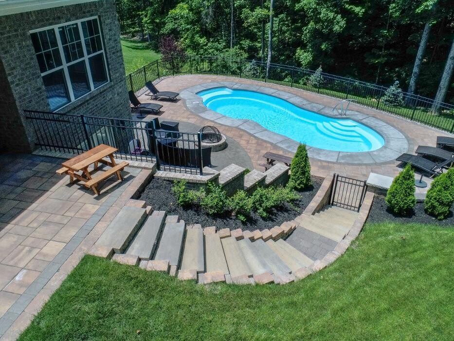 Images Lamb's Lawn Service & Landscaping LLC