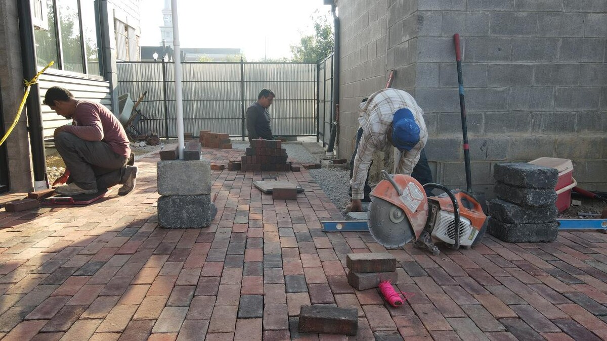 Images Lamb's Lawn Service & Landscaping LLC