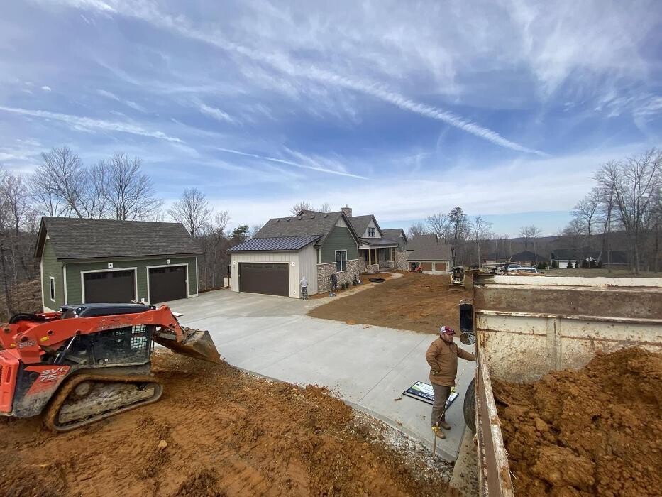 Images Lamb's Lawn Service & Landscaping LLC