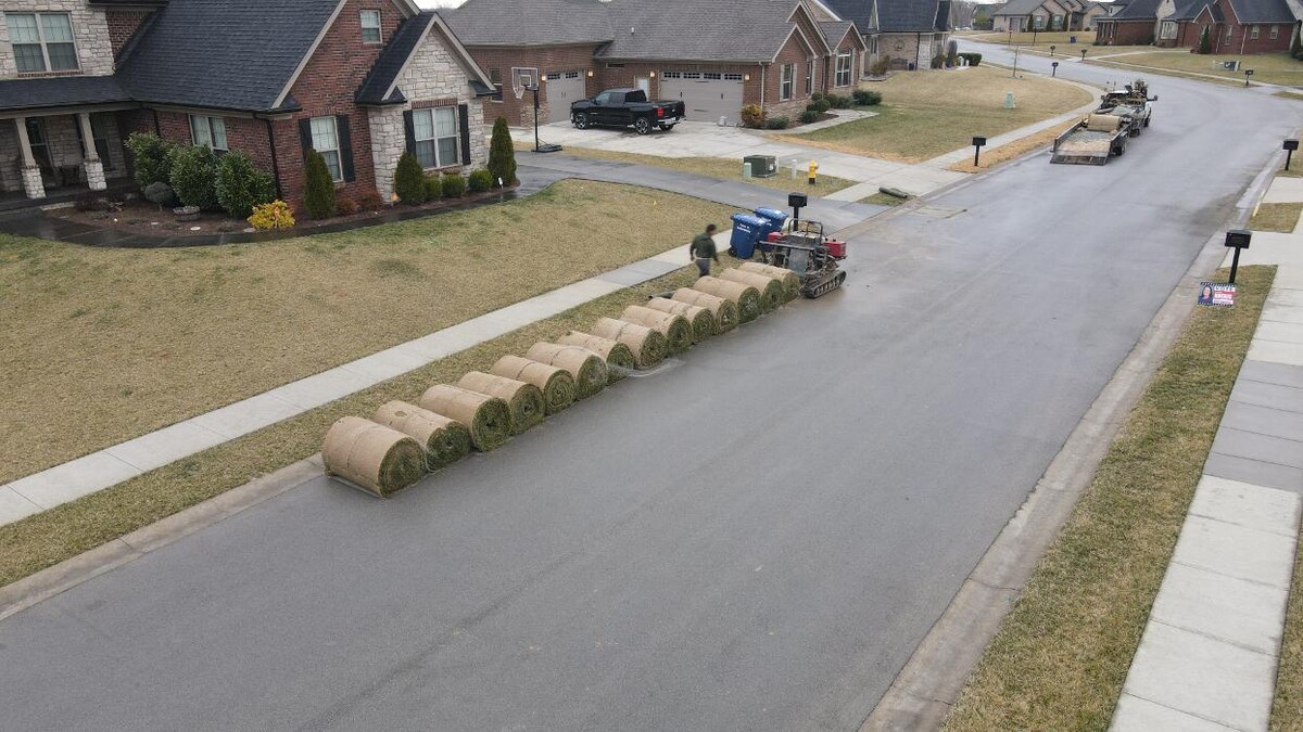 Images Lamb's Lawn Service & Landscaping LLC