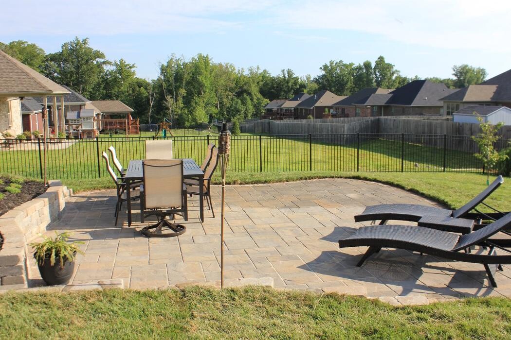 Images Lamb's Lawn Service & Landscaping LLC