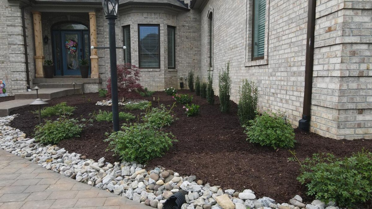 Images Lamb's Lawn Service & Landscaping LLC