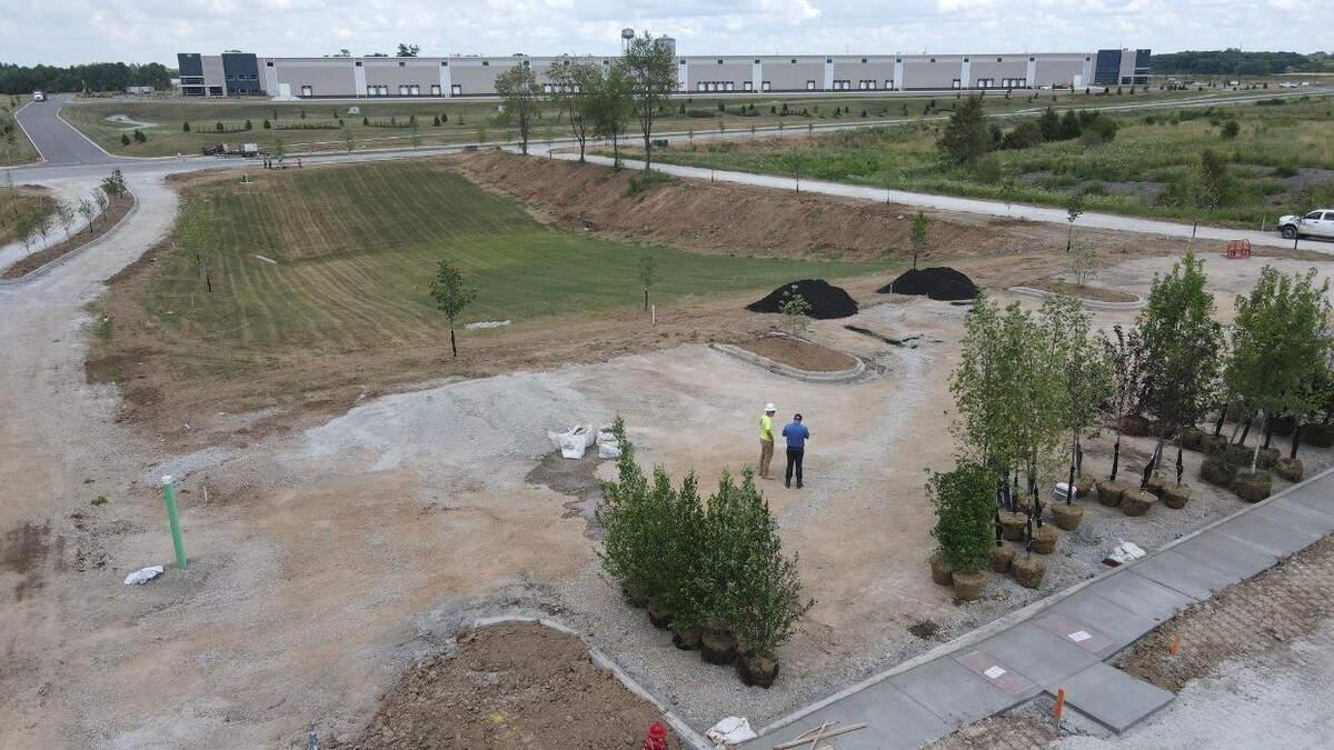 Images Lamb's Lawn Service & Landscaping LLC