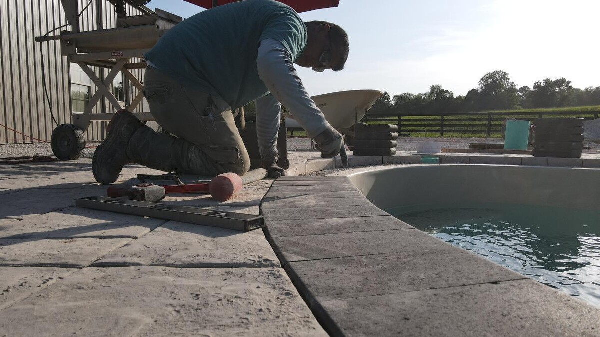 Images Lamb's Lawn Service & Landscaping LLC