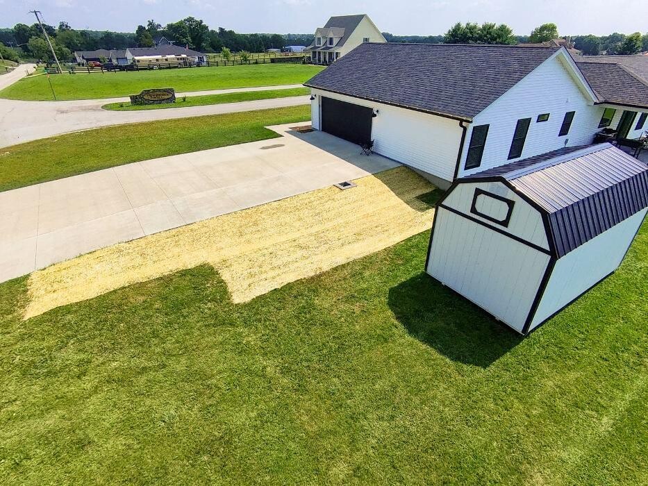 Images Lamb's Lawn Service & Landscaping LLC