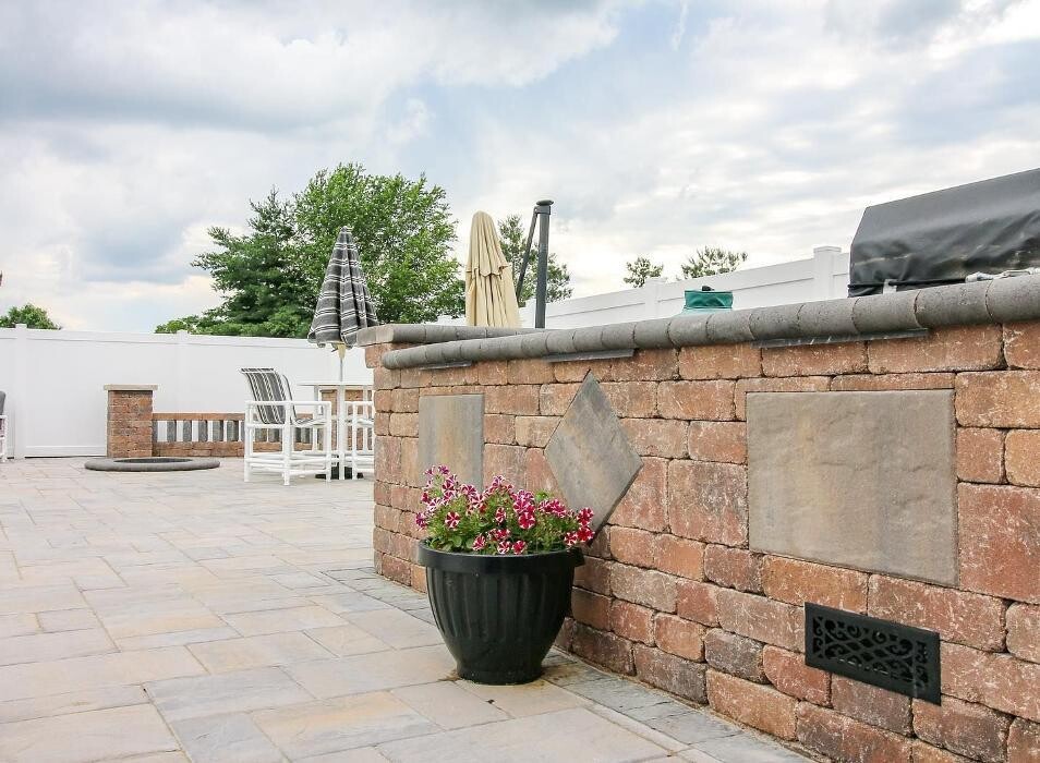 Images Lamb's Lawn Service & Landscaping LLC