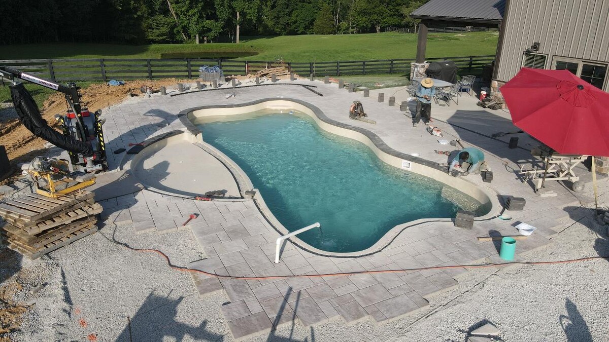 Images Lamb's Lawn Service & Landscaping LLC