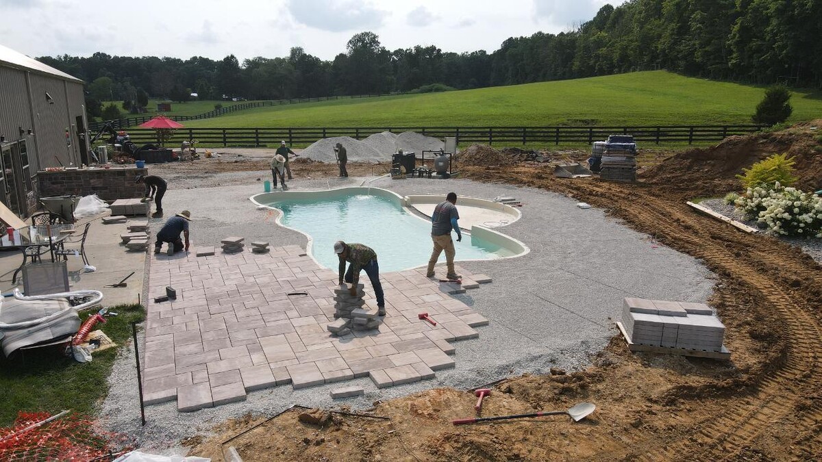 Images Lamb's Lawn Service & Landscaping LLC