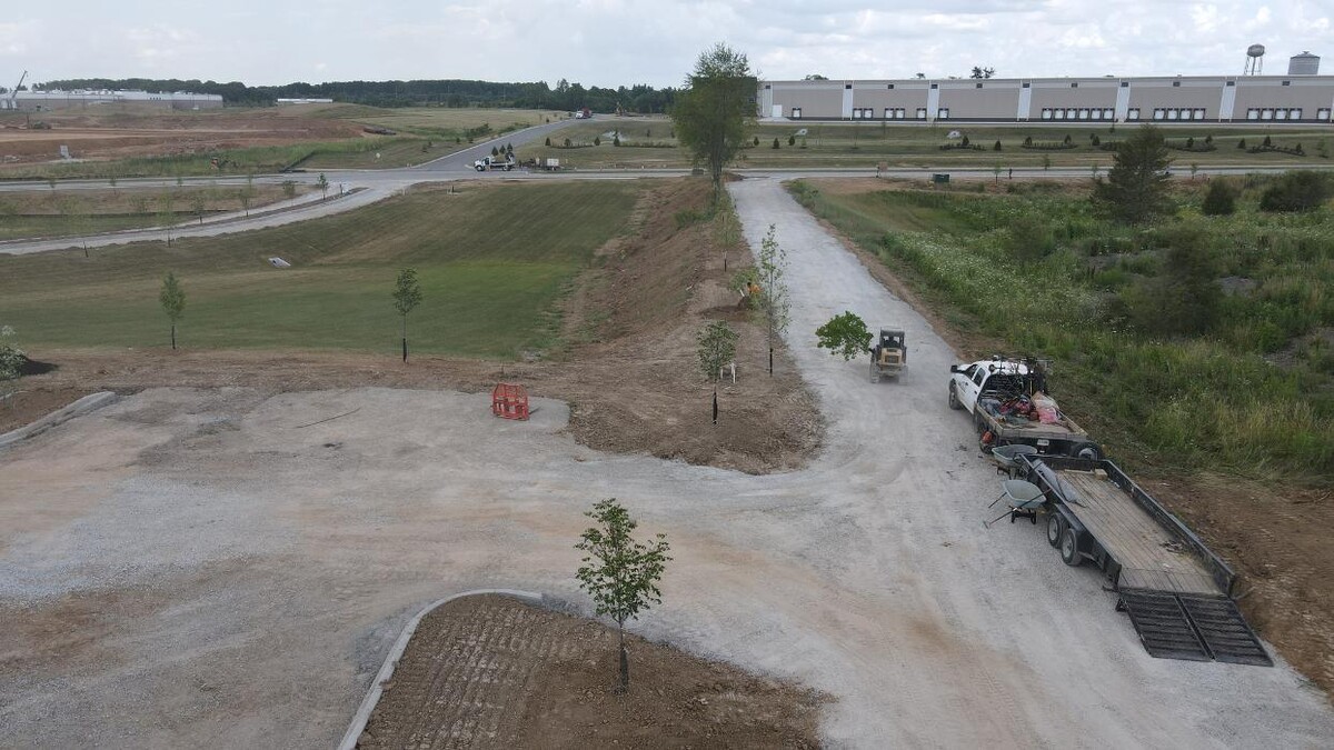 Images Lamb's Lawn Service & Landscaping LLC