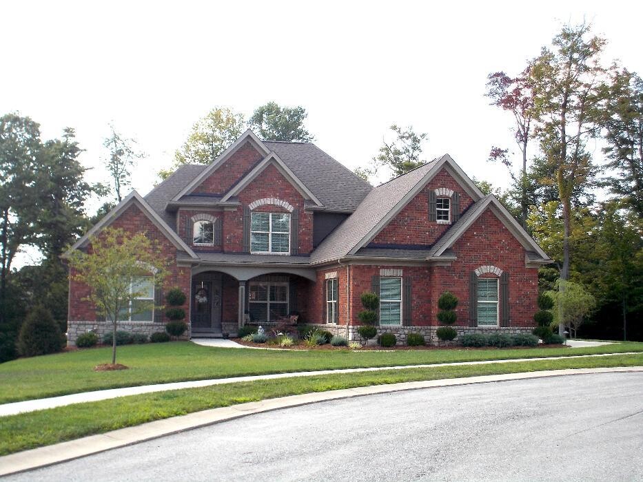 Images Lamb's Lawn Service & Landscaping LLC