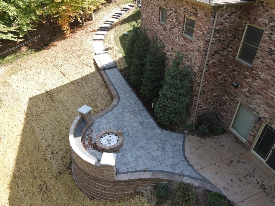 Images Lamb's Lawn Service & Landscaping LLC