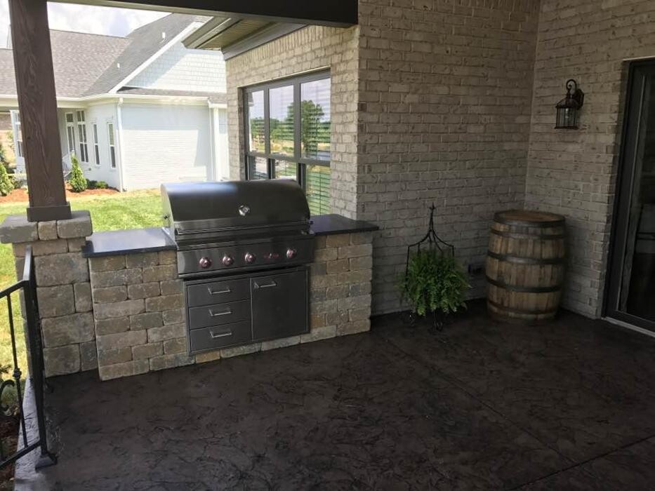 Images Lamb's Lawn Service & Landscaping LLC