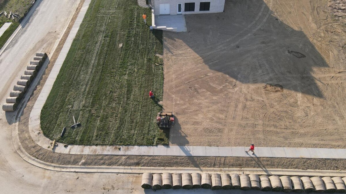 Images Lamb's Lawn Service & Landscaping LLC