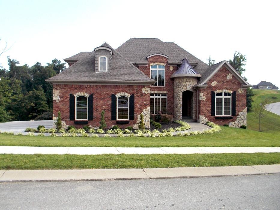 Images Lamb's Lawn Service & Landscaping LLC