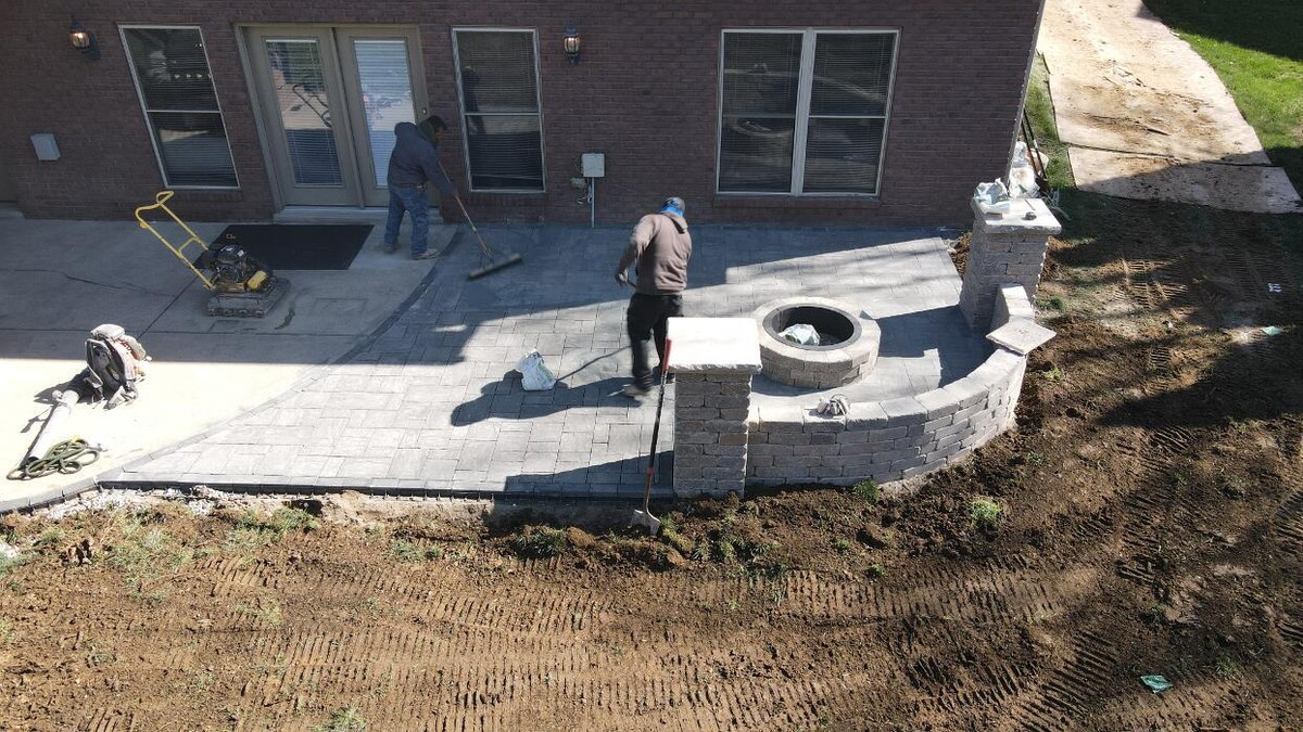 Images Lamb's Lawn Service & Landscaping LLC