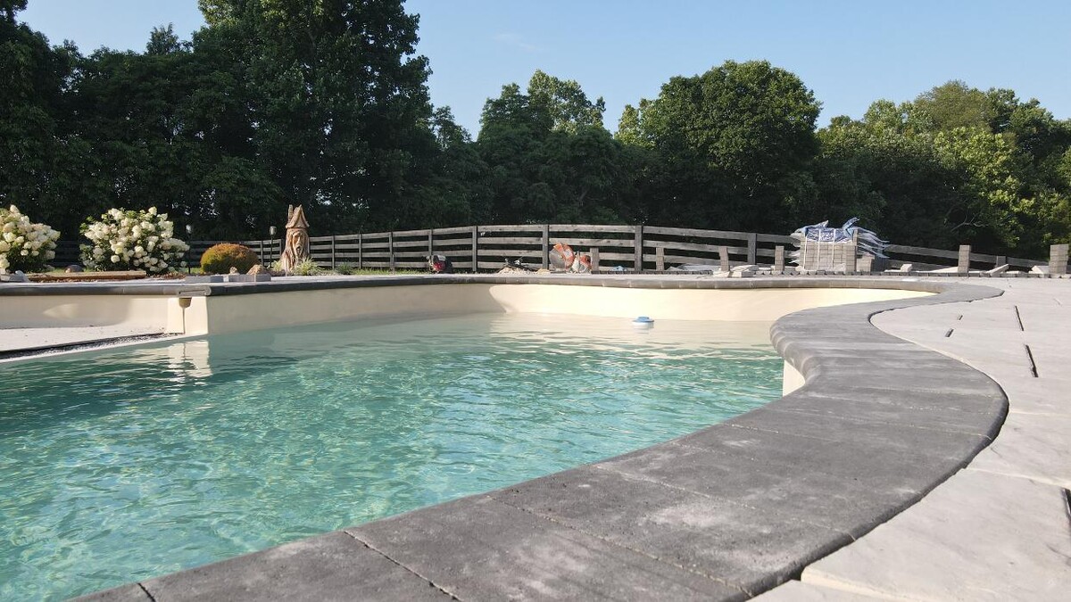 Images Lamb's Lawn Service & Landscaping LLC