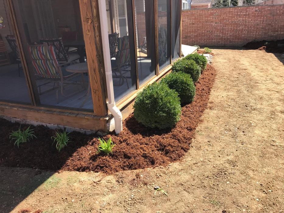 Images Lamb's Lawn Service & Landscaping LLC