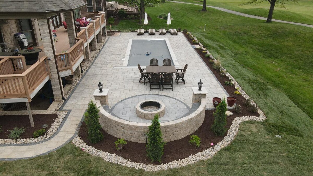 Images Lamb's Lawn Service & Landscaping LLC