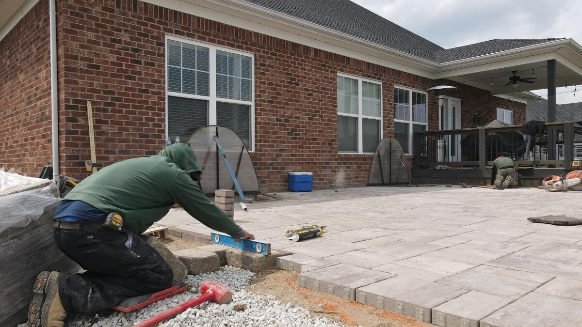 Images Lamb's Lawn Service & Landscaping LLC