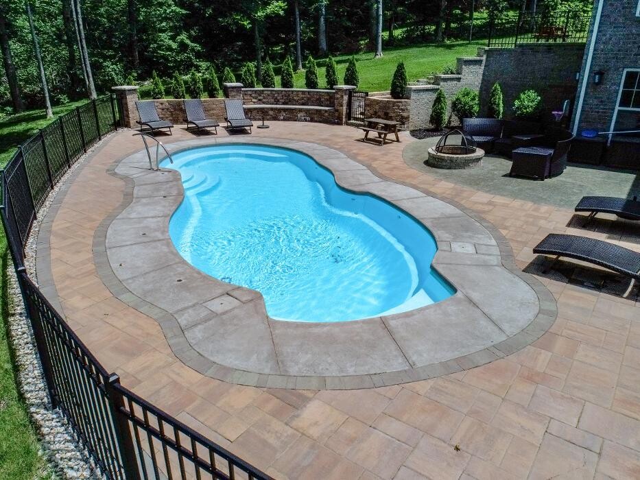 Images Lamb's Lawn Service & Landscaping LLC