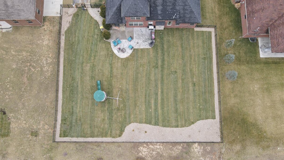 Images Lamb's Lawn Service & Landscaping LLC