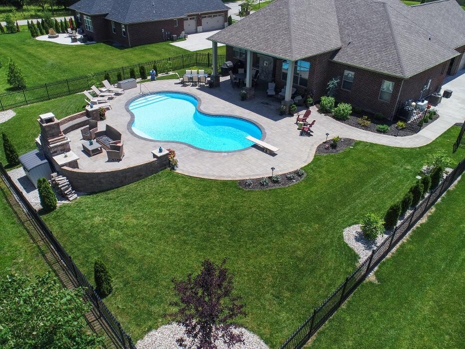 Images Lamb's Lawn Service & Landscaping LLC