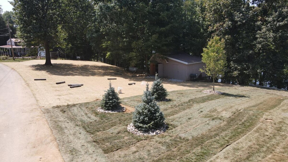 Images Lamb's Lawn Service & Landscaping LLC