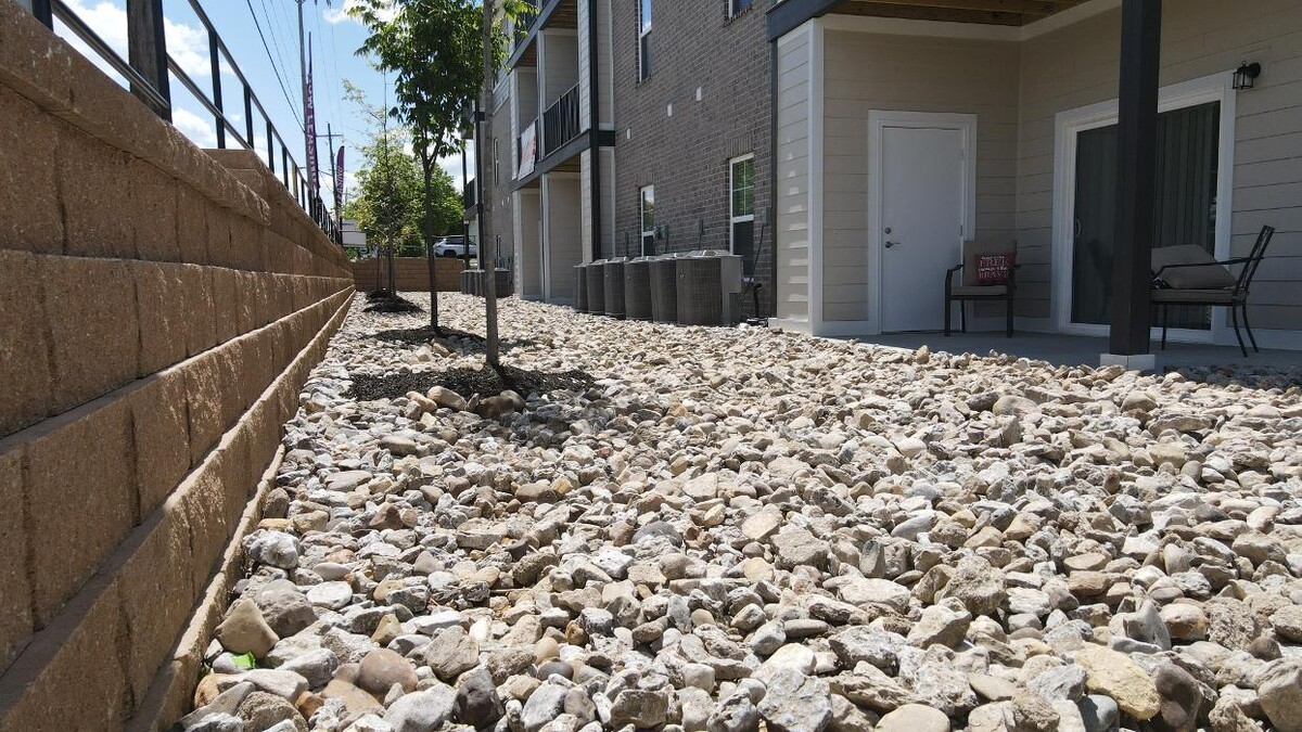 Images Lamb's Lawn Service & Landscaping LLC