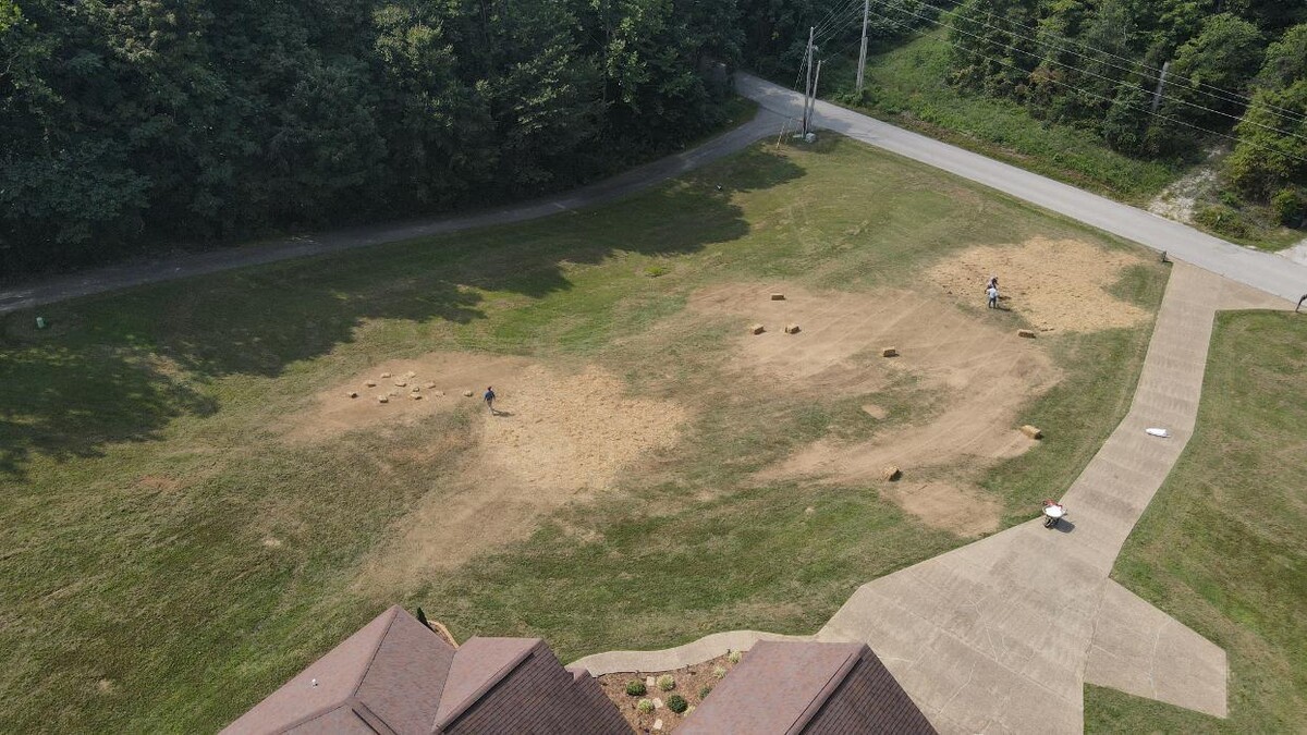 Images Lamb's Lawn Service & Landscaping LLC