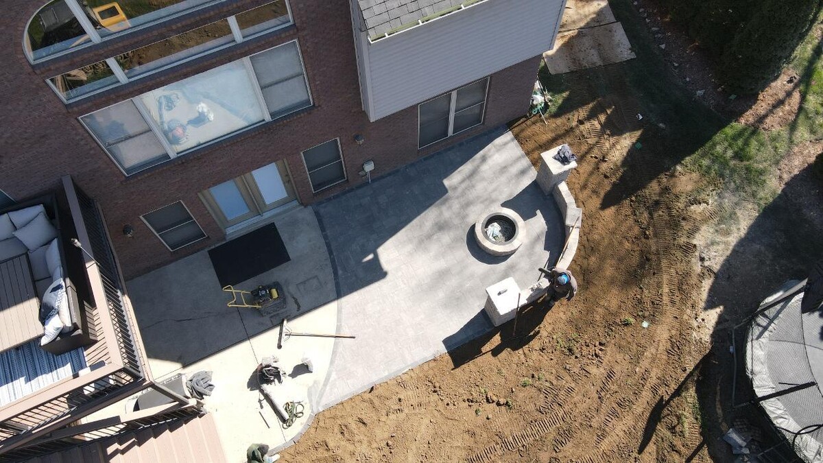 Images Lamb's Lawn Service & Landscaping LLC