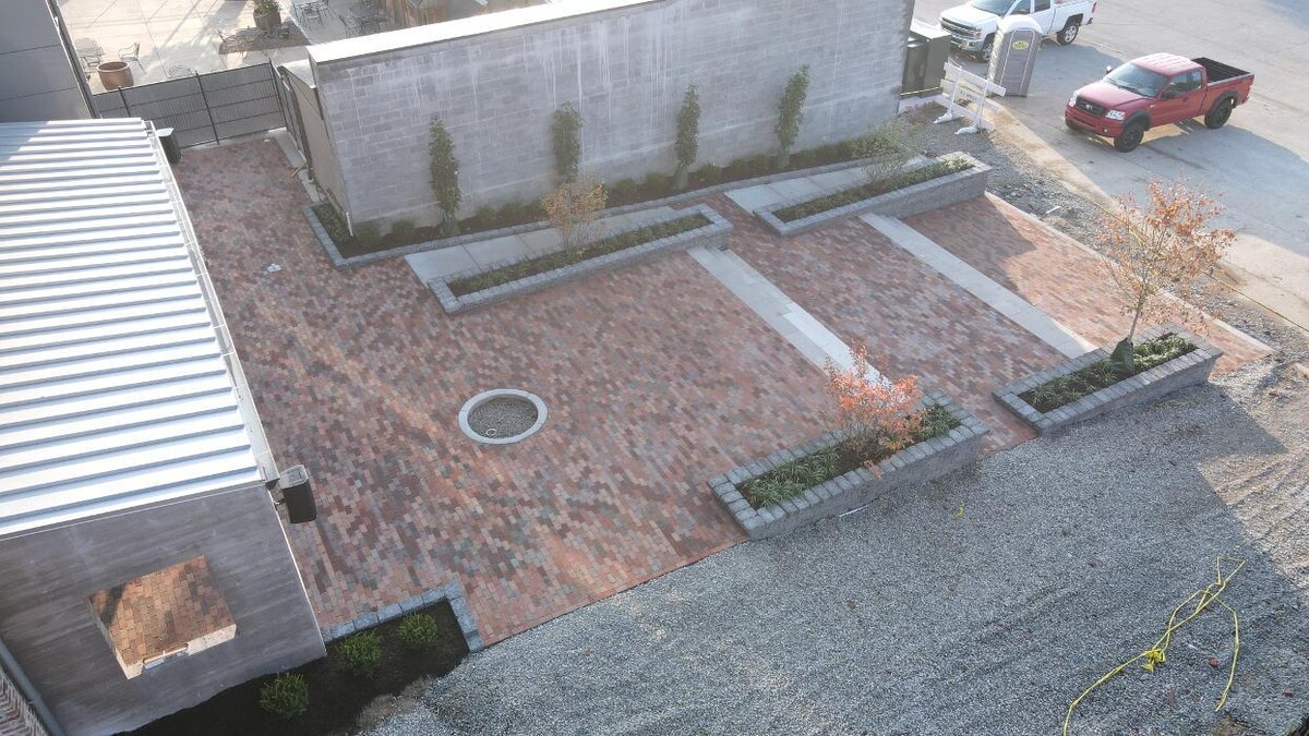 Images Lamb's Lawn Service & Landscaping LLC