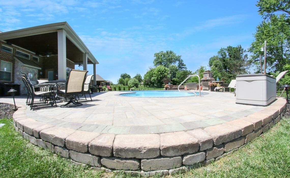 Images Lamb's Lawn Service & Landscaping LLC