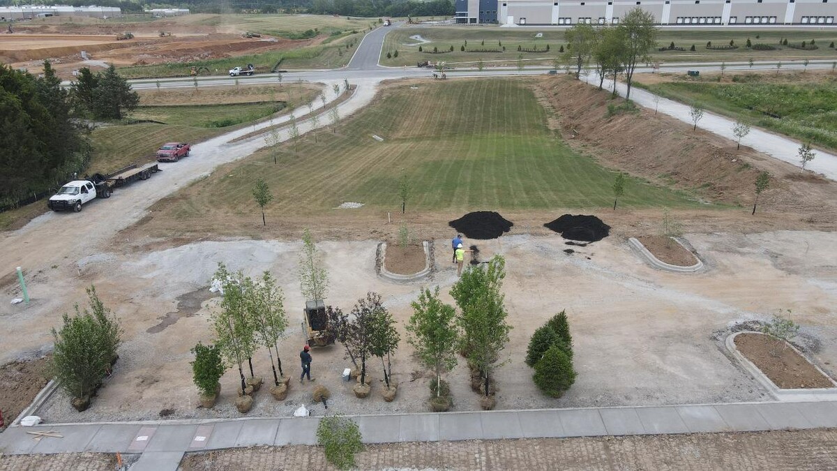 Images Lamb's Lawn Service & Landscaping LLC