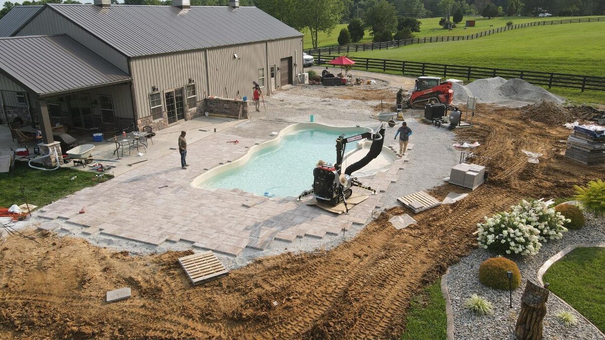 Images Lamb's Lawn Service & Landscaping LLC