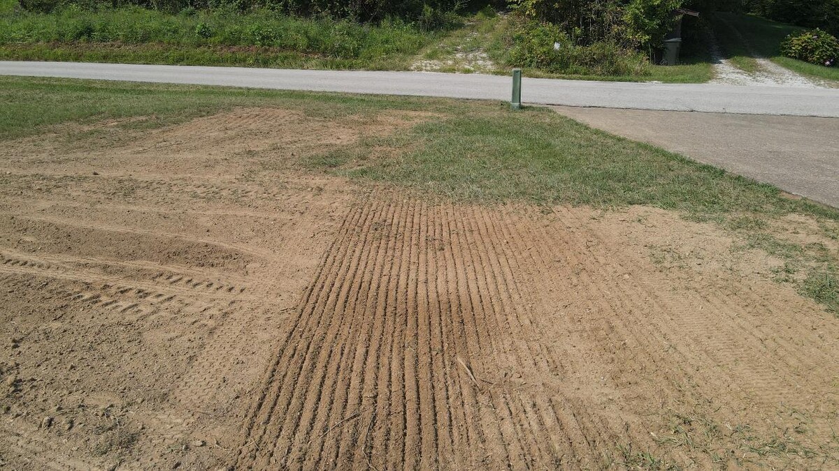 Images Lamb's Lawn Service & Landscaping LLC