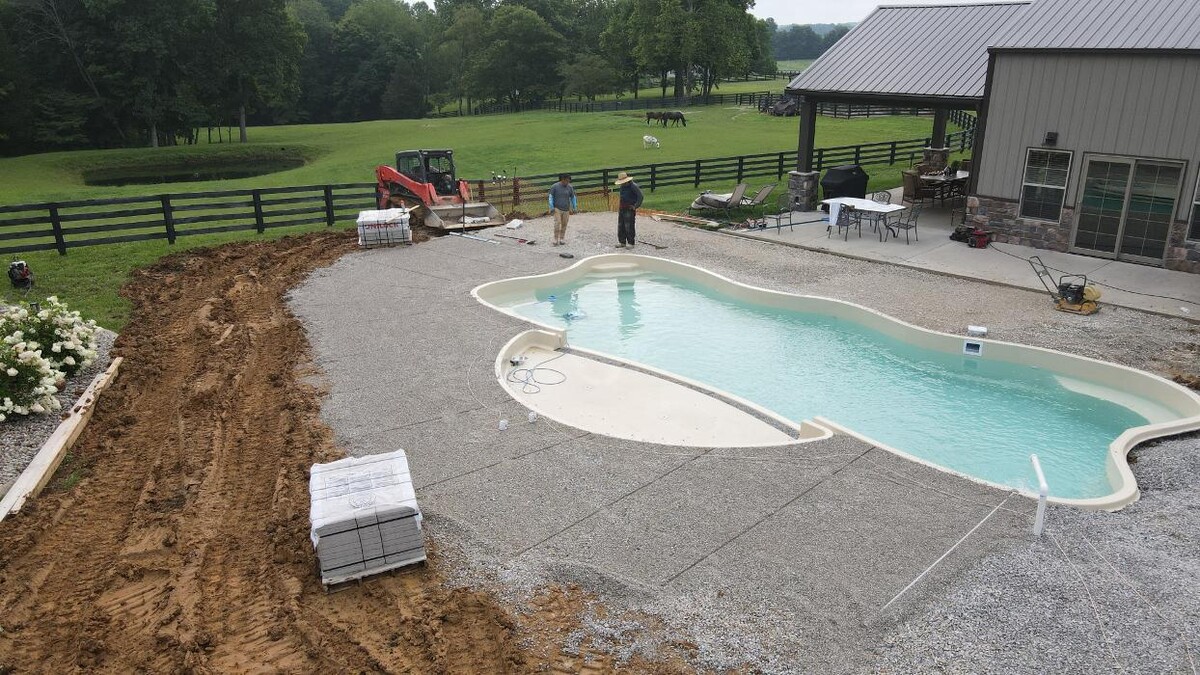 Images Lamb's Lawn Service & Landscaping LLC