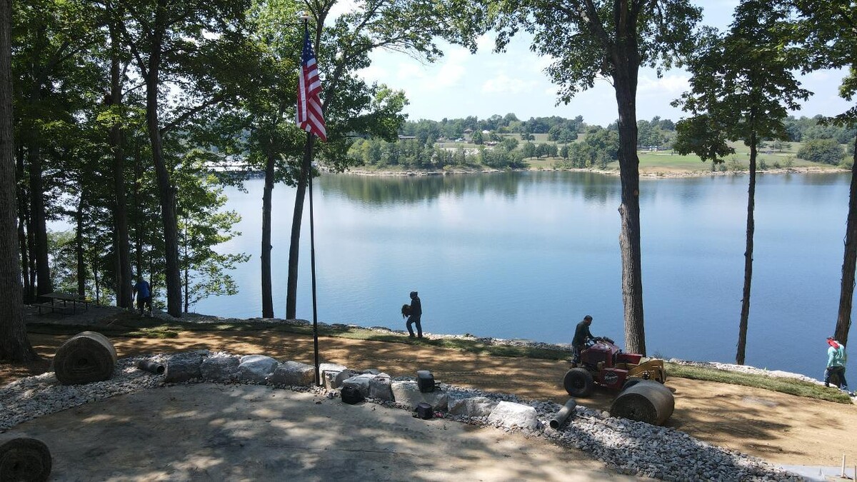 Images Lamb's Lawn Service & Landscaping LLC