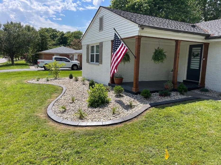 Images Lamb's Lawn Service & Landscaping LLC