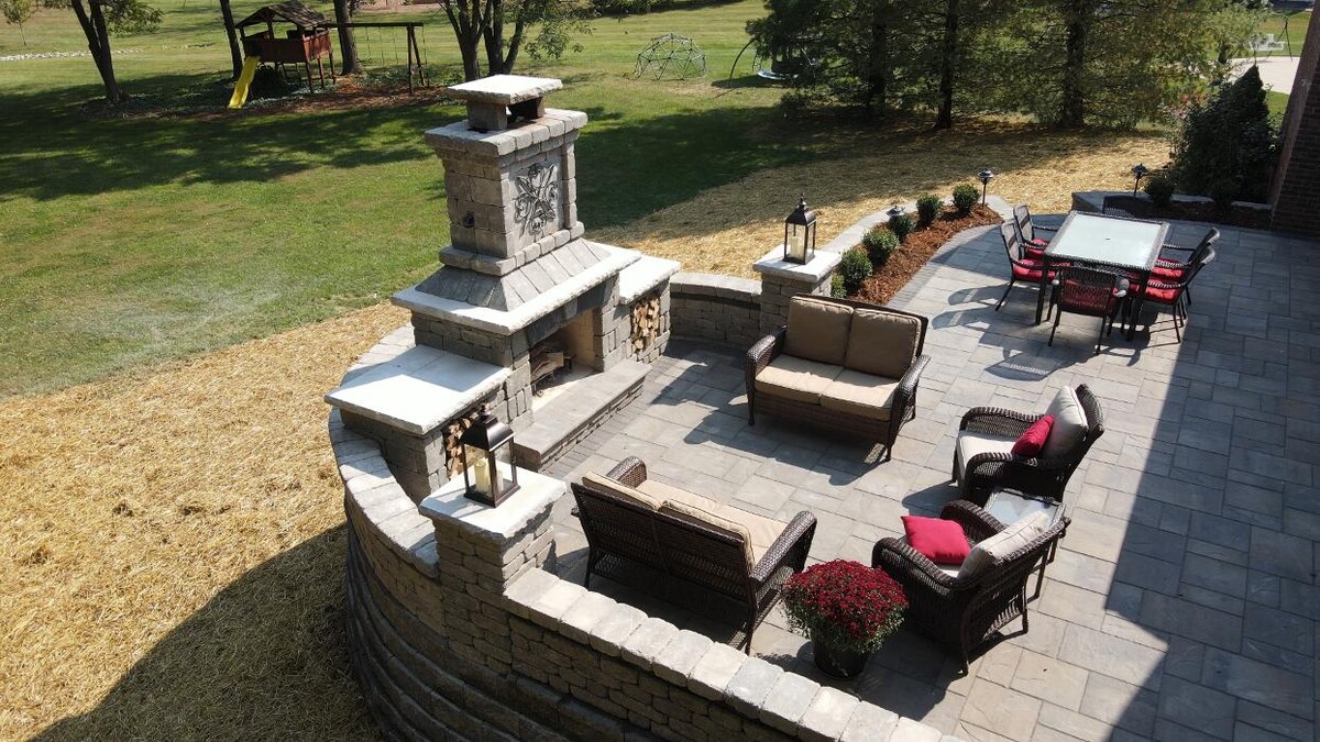 Images Lamb's Lawn Service & Landscaping LLC