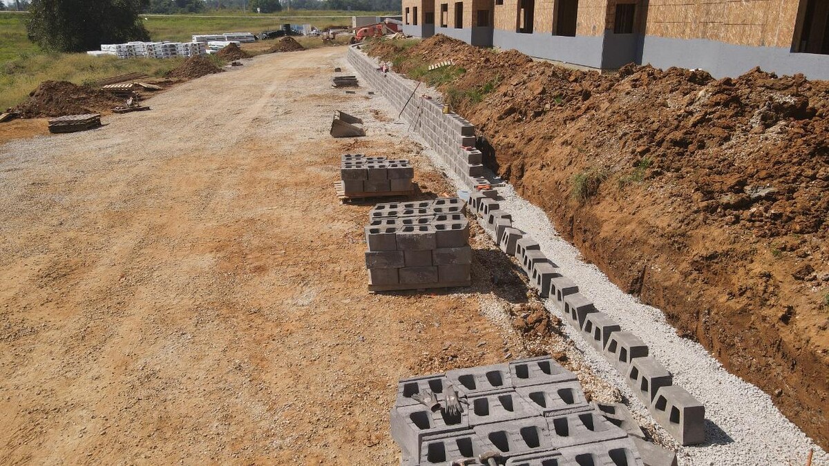 Images Lamb's Lawn Service & Landscaping LLC