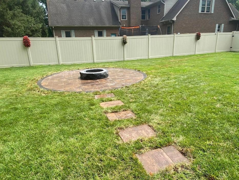 Images Lamb's Lawn Service & Landscaping LLC